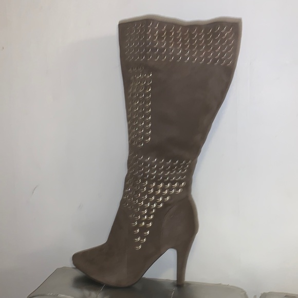 ASHLEY STEWART taupe studded wide leg tall boots size 10W. - Picture 1 of 6